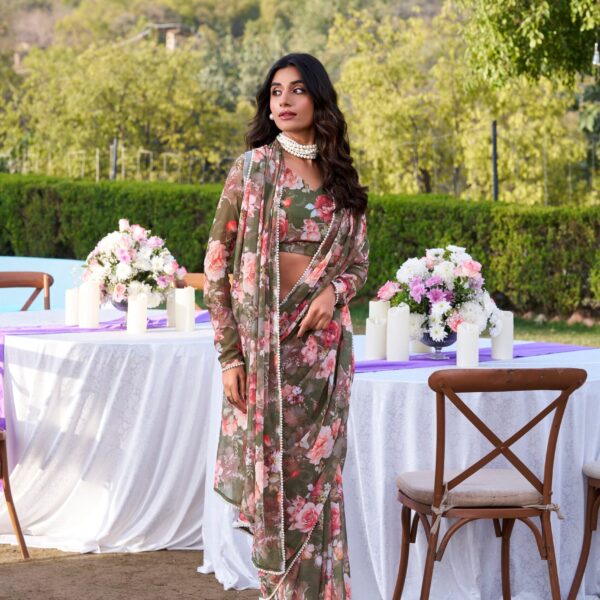 Mehendi Pure Weightless Marbal Printed With Pearl Lace Border Saree