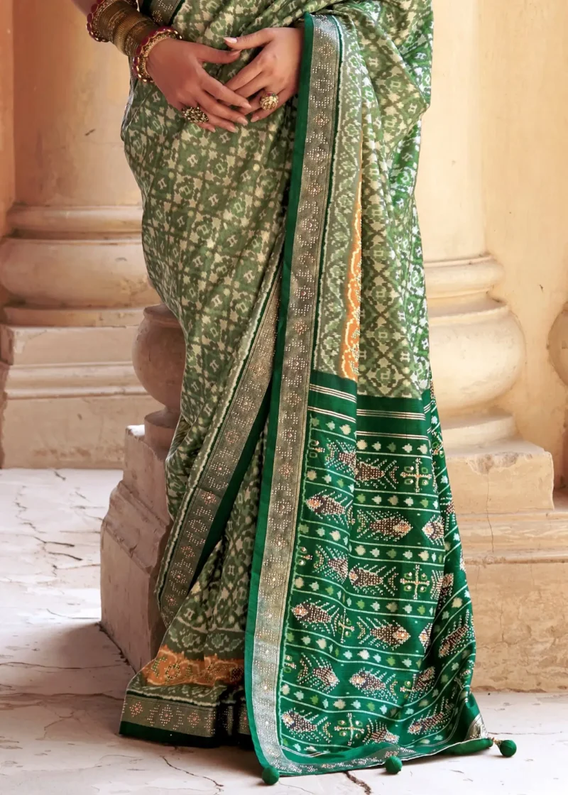Emerald Green Patola Silk Saree with Ikat Motifs and Silver Zari Border - Image 2