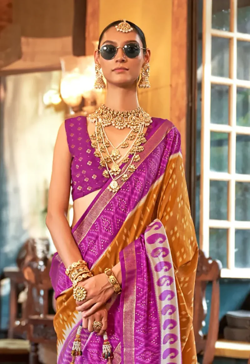 Pink Polyester Viscose silk Patola Printed Saree - Image 3