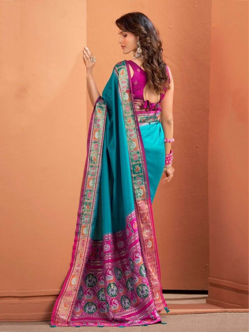 1006 B_54655932596_o