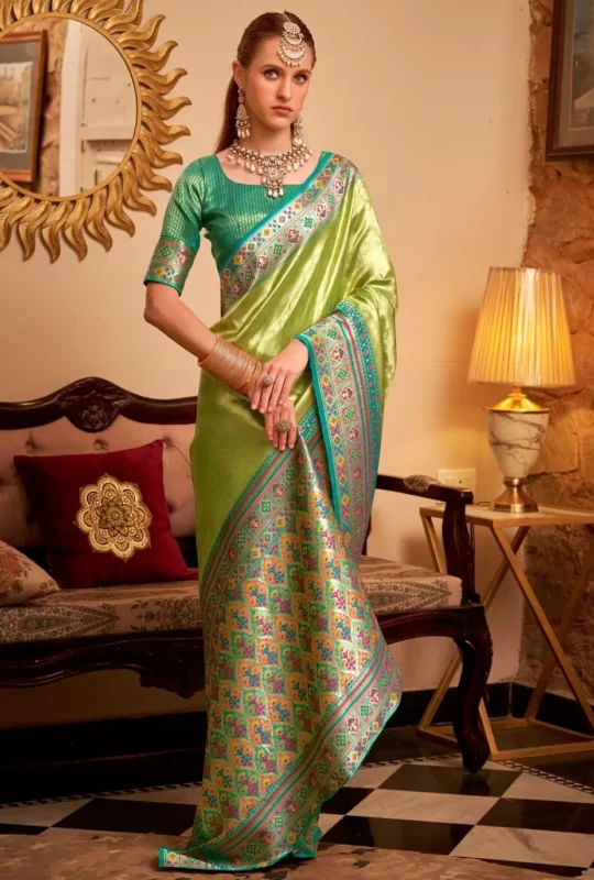 Green Weaving Silk Contemporary Saree 323943 1 1000x1375