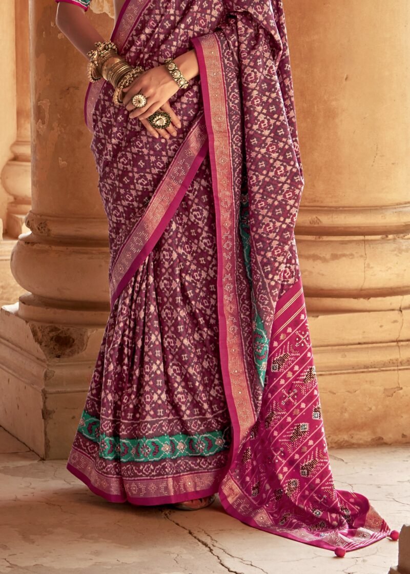 Wine Purple Printed Traditional Patola Silk Saree - Image 3