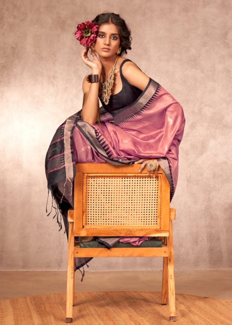 Mauve Pink Banarasi Silk Saree with Contrast Border - Image 3