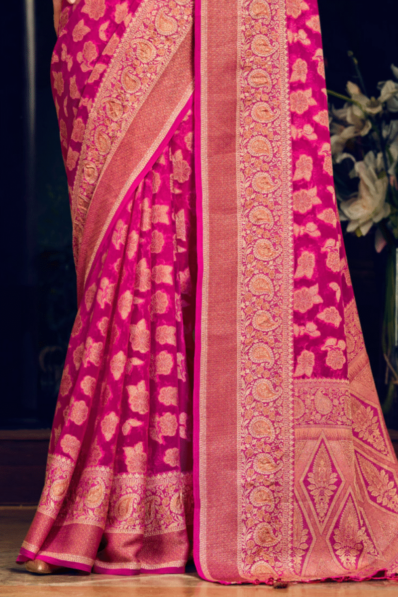 Pink Luxe Georgette Saree with Weaving Buta Border Pallu - Image 4