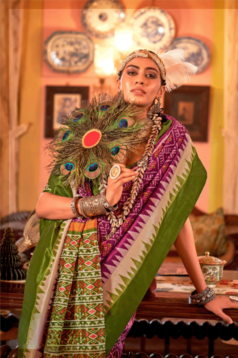 Magenta Polyester Viscose Silk Patola Designer Zari Work Saree - Image 3