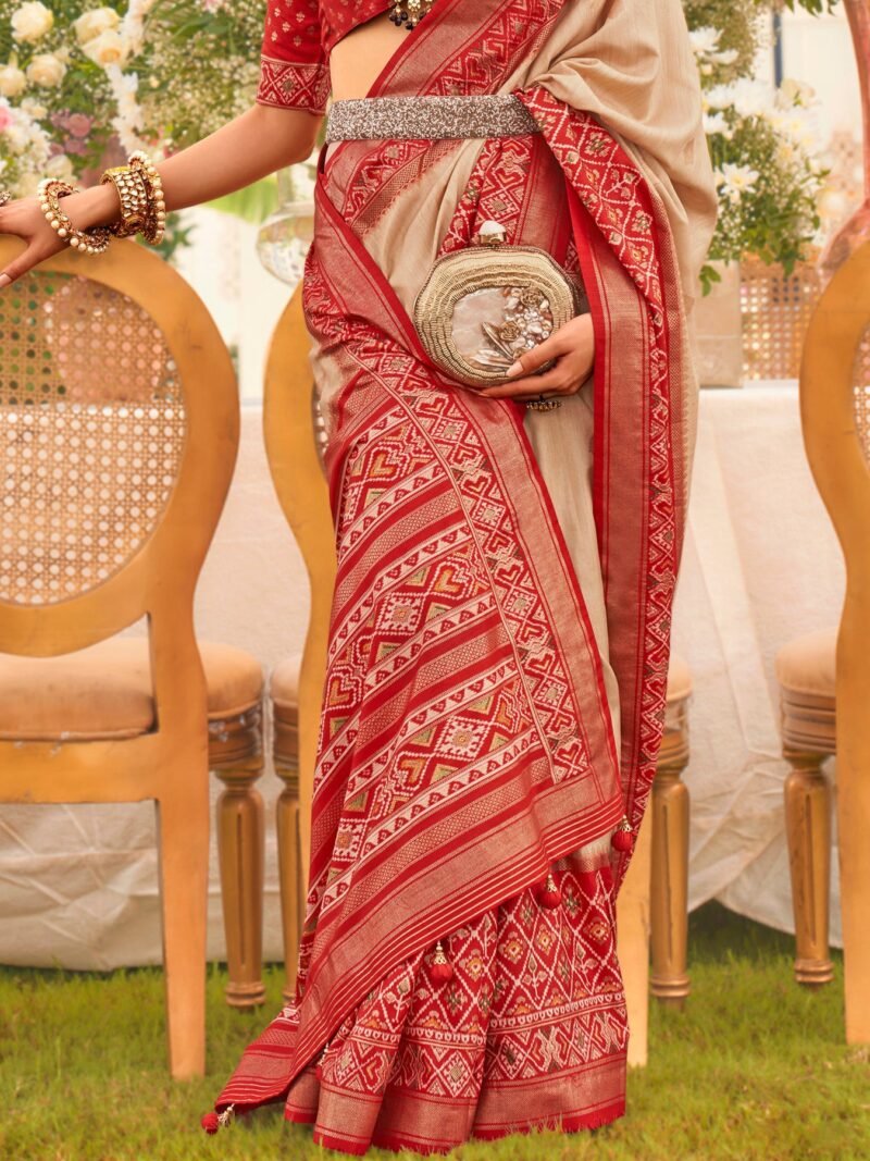 Beige Ethnic Wear Traditional Designer Printed Patola Silk Saree - Image 4