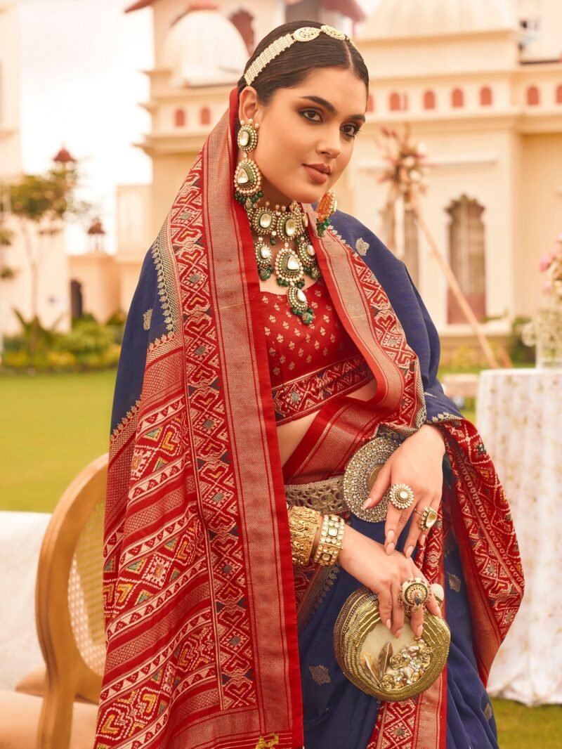Navy Blue Ethnic Wear Traditional Designer Printed Patola Silk Saree - Image 4
