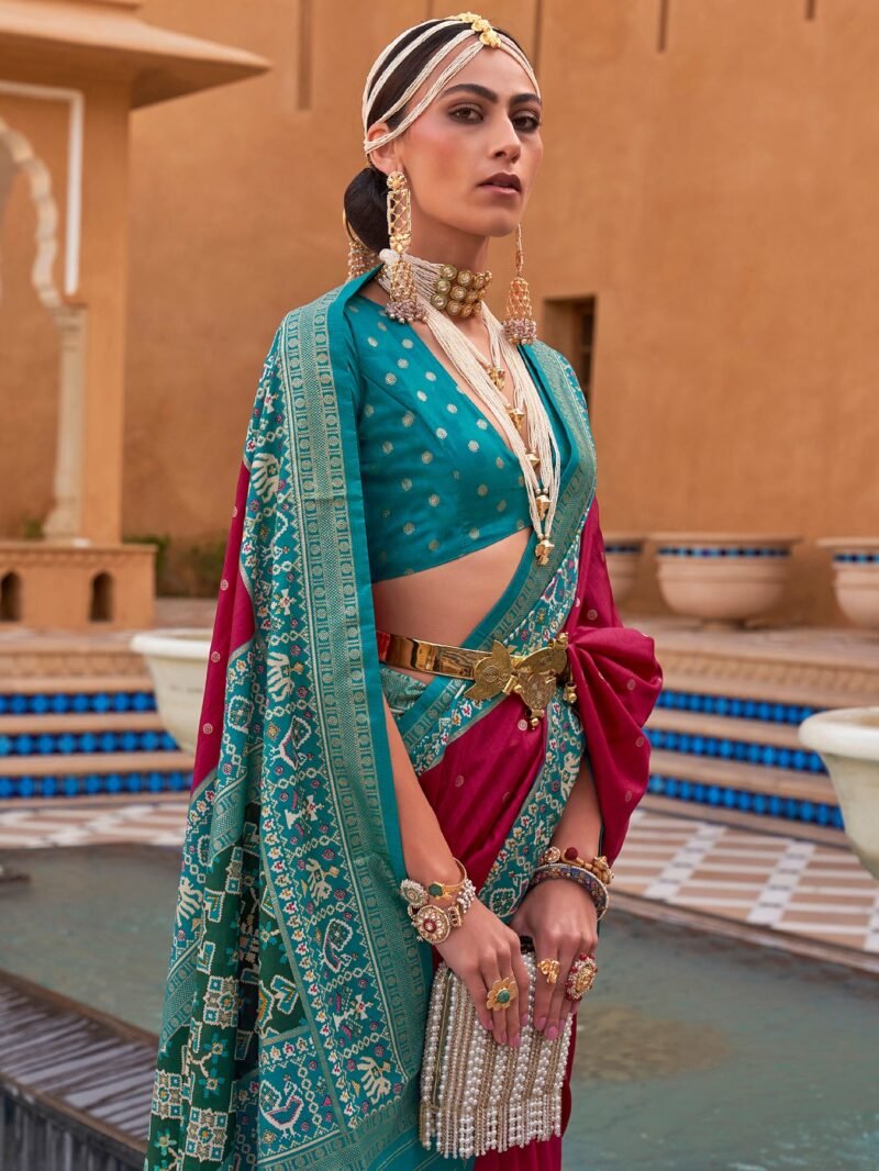 Pink Woven Designer Luxury Patola Silk Saree - Image 2