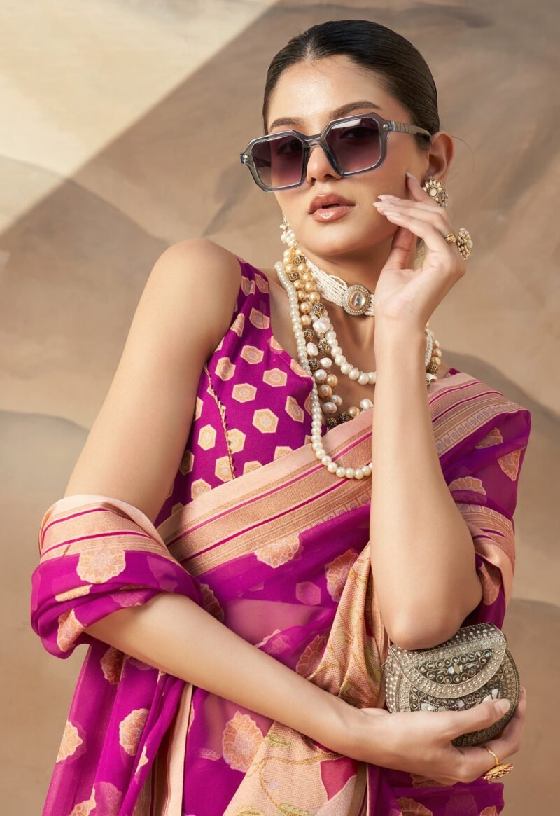 Fuchsia Pure Georgette Floral Printed Saree - Image 3