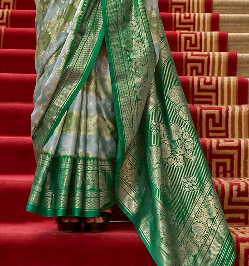 Green Poly Viscose Satin Silk Color Block Rangat Woven Foil Printed Saree - Image 4