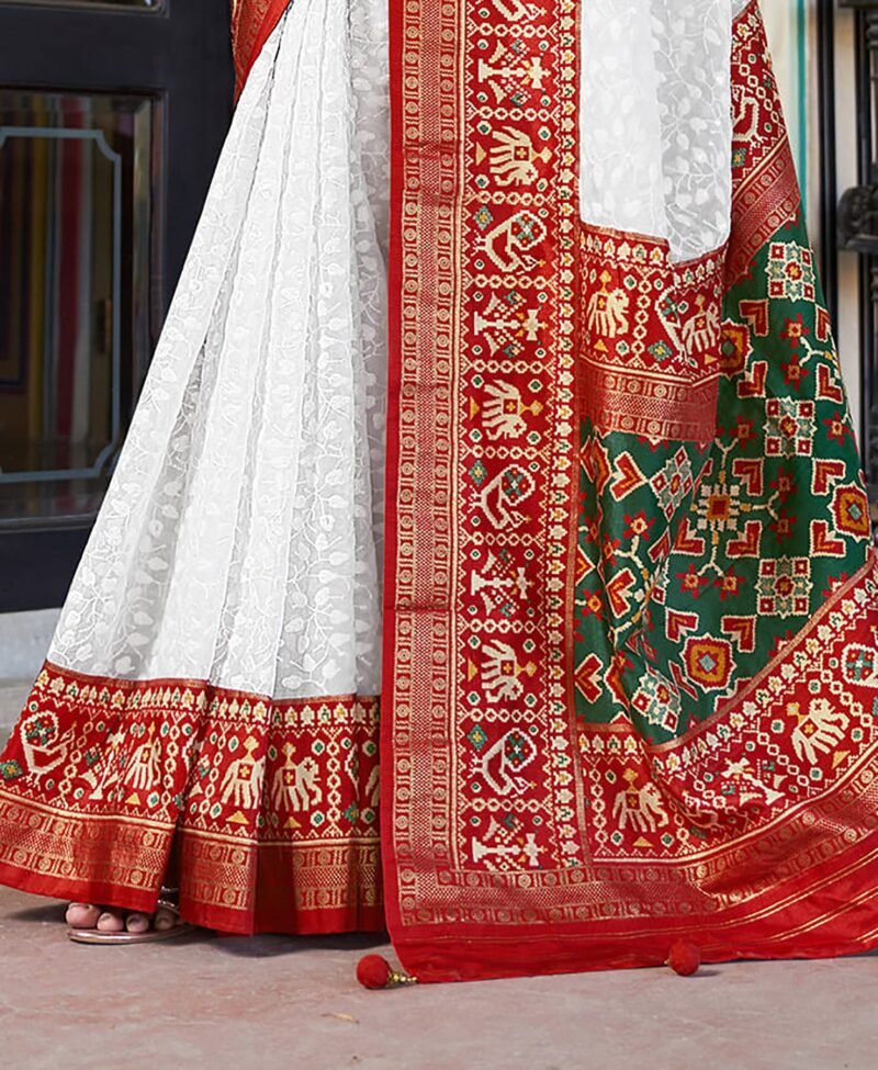 White Poly Viscose Georgette Lucknowi Chikankari Work Fusion Pashmina Saree - Image 2