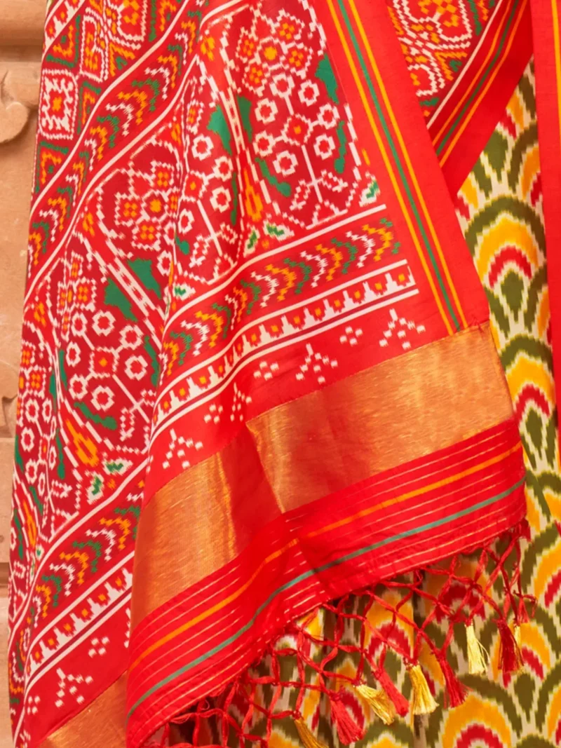 Tulip Tree Yellow Printed Patola Saree - Image 4